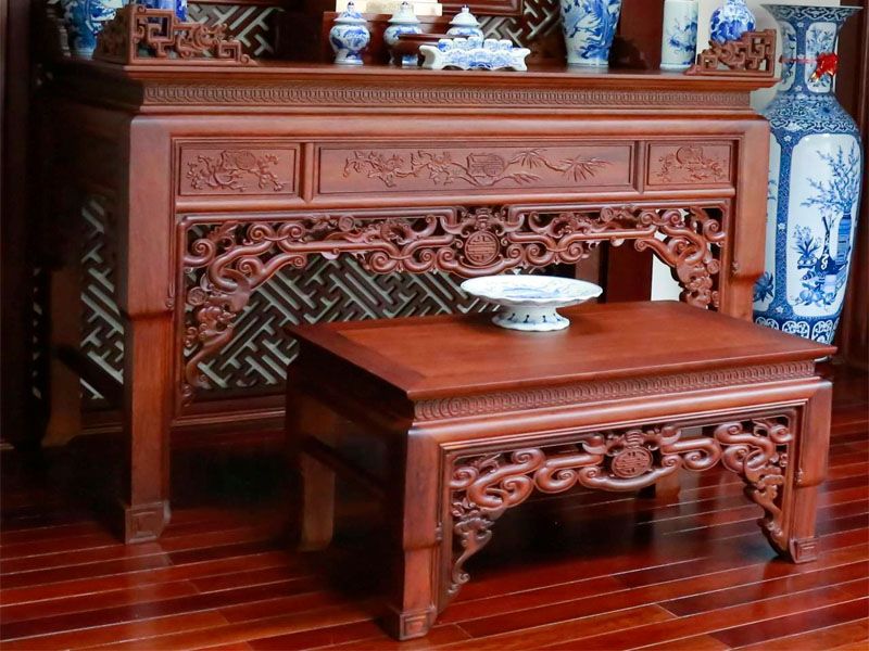 bàn thờ gỗ hương giá bao nhiêu