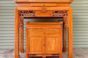 bàn thờ gỗ hương có tốt không 2
