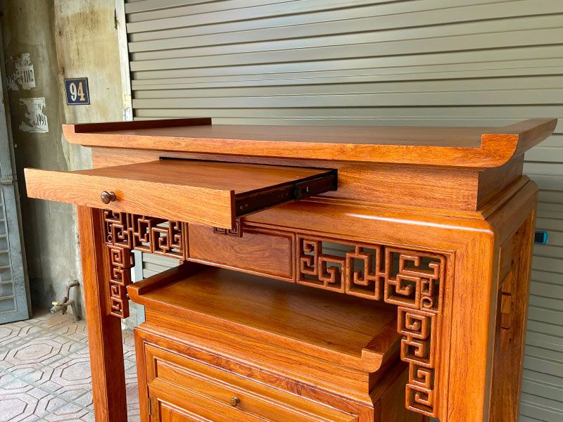 bàn thờ gỗ hương có tốt không